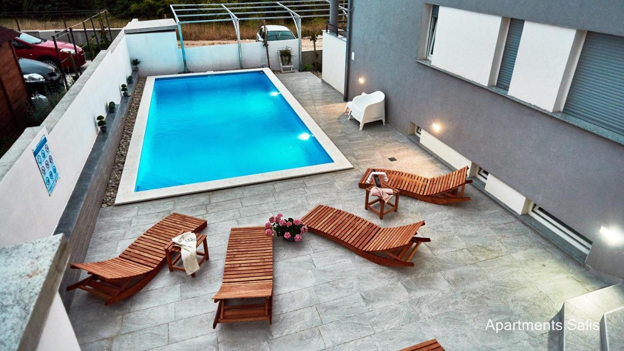 Salis Apartments Vrsi Exteriér fotografie
