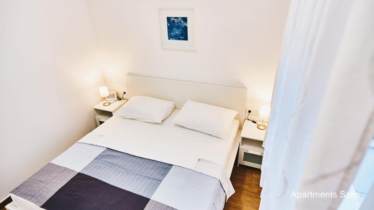 Salis Apartments Vrsi Exteriér fotografie
