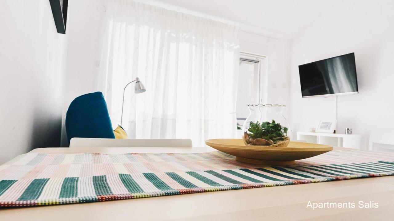 Salis Apartments Vrsi Exteriér fotografie